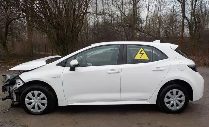 Toyota Corolla cena 40900 przebieg: 35036, rok produkcji 2022 z Prusice małe 211
